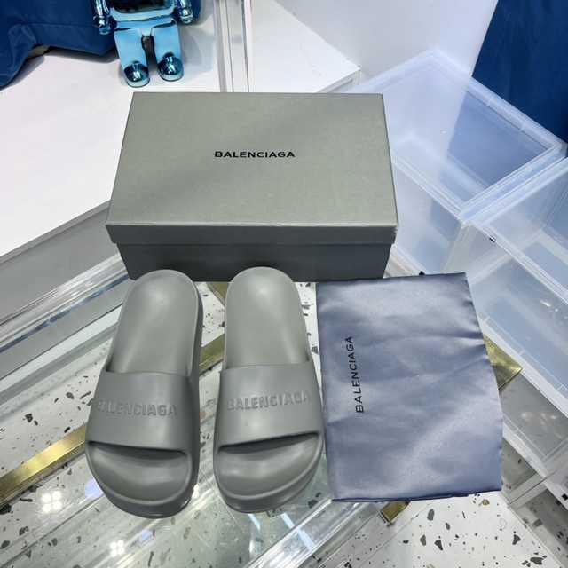 Balenciaga 22ss PU