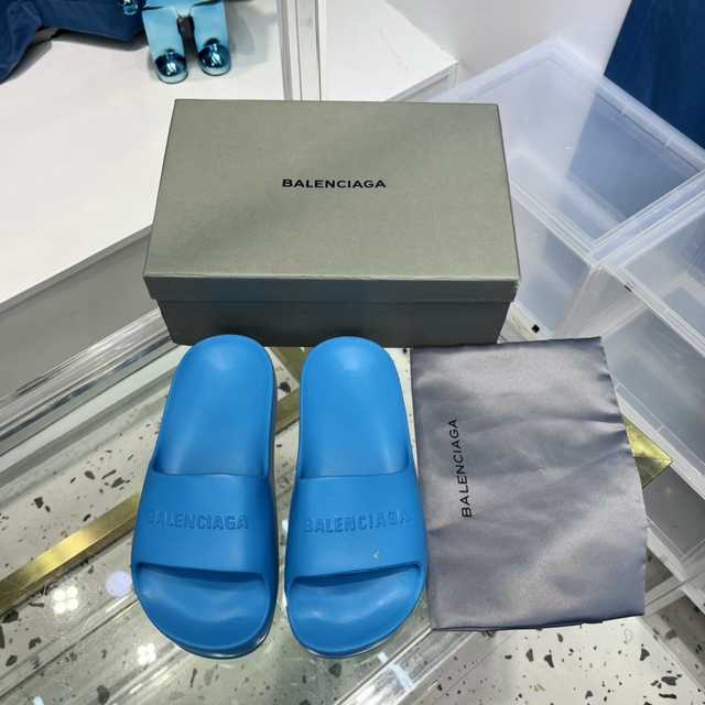 Balenciaga 22ss PU