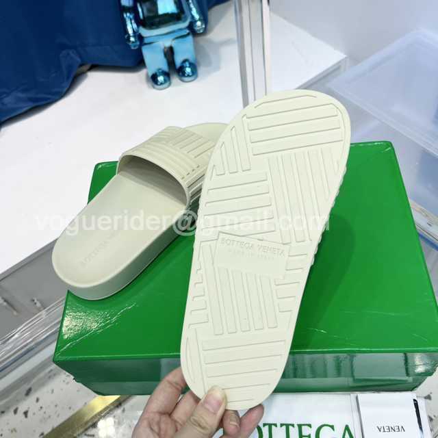 Bottega Veneta 2022 rubber