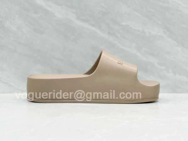 Balenciaga Chunky Slide Balenciaga Chunky Slide