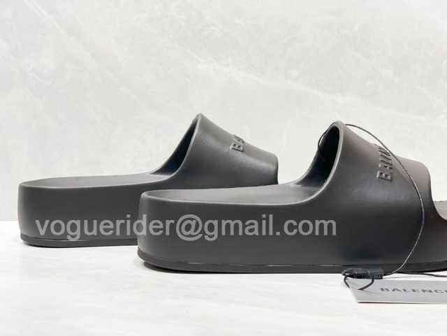 Balenciaga Chunky Slide