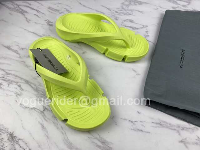 Balenciaga Mold Thong EVA Balenciaga Mold Thong EVA