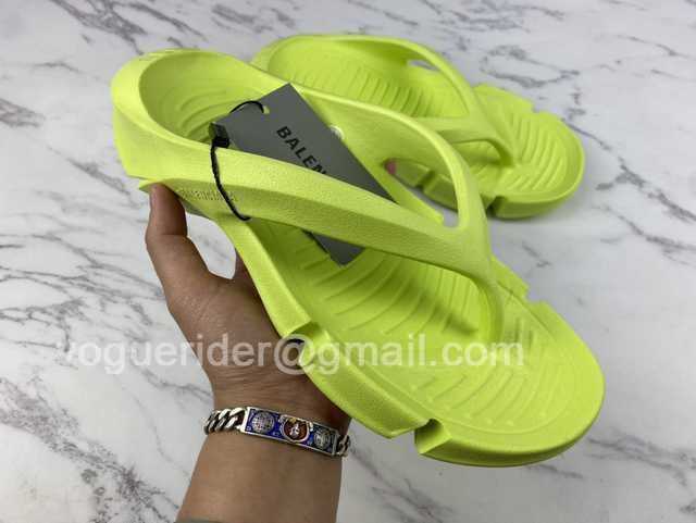 Balenciaga Mold Thong EVA Balenciaga Mold Thong EVA
