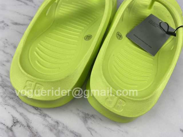 Balenciaga Mold Thong EVA Balenciaga Mold Thong EVA