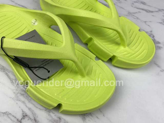 Balenciaga Mold Thong EVA Balenciaga Mold Thong EVA