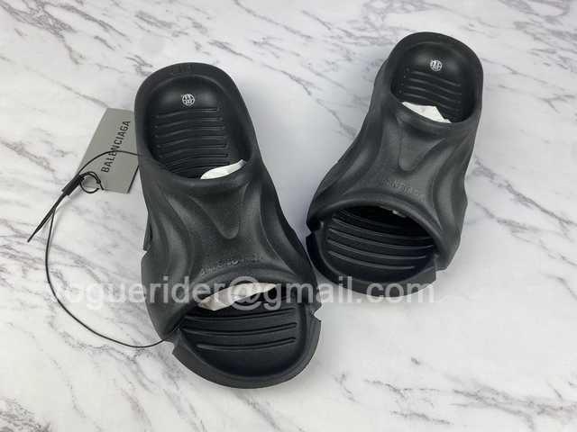 Balenciaga Mold Thong EVA Balenciaga Mold Thong EVA