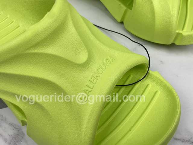 Balenciaga Mold Thong EVA Balenciaga Mold Thong EVA