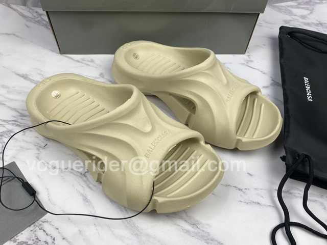 Balenciaga Mold Thong EVA Balenciaga Mold Thong EVA