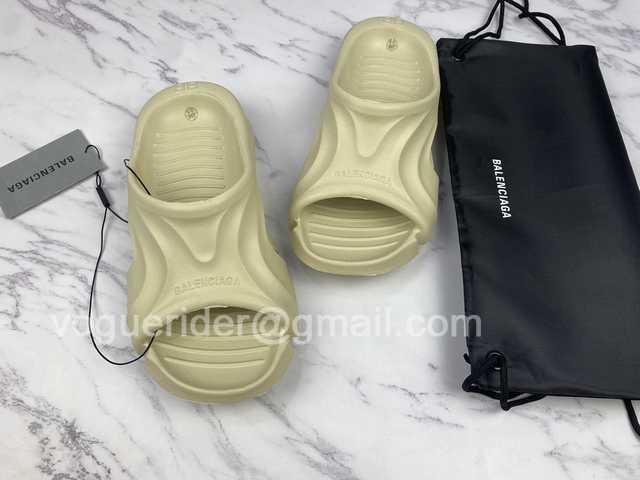 Balenciaga Mold Thong EVA Balenciaga Mold Thong EVA