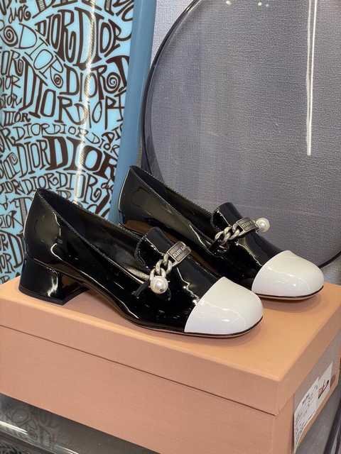 Miumiu 22 new arrival