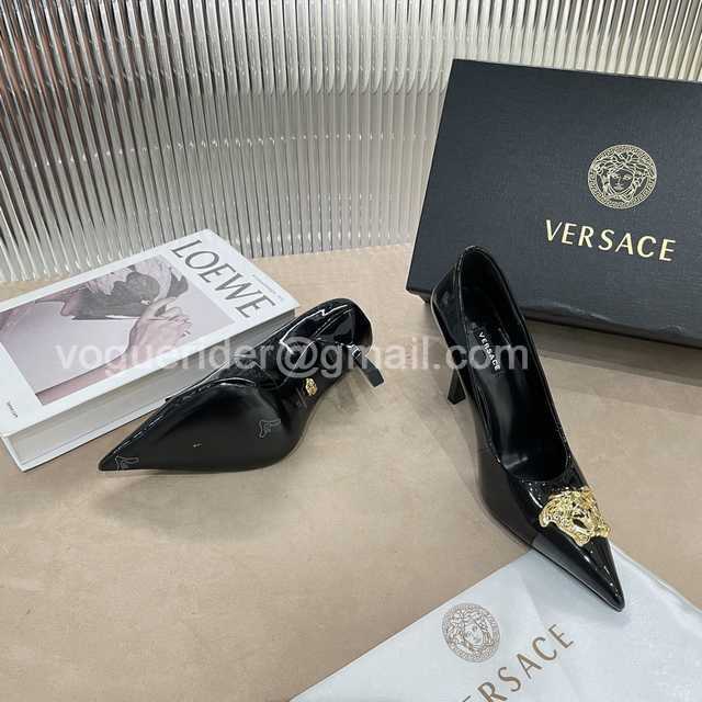 Versace 21s runway Versace 21s runway