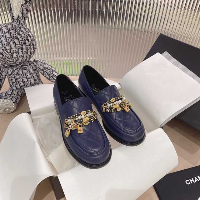 Chanel chain loafer