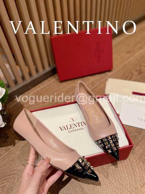Valentino 2022 stud Valentino 2022 stud