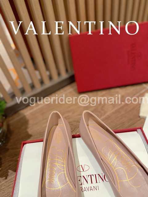 Valentino 2022 stud Valentino 2022 stud