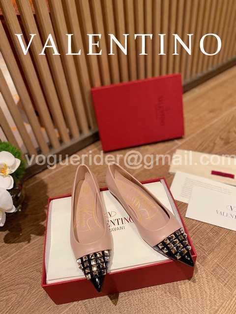 Valentino 2022 stud Valentino 2022 stud
