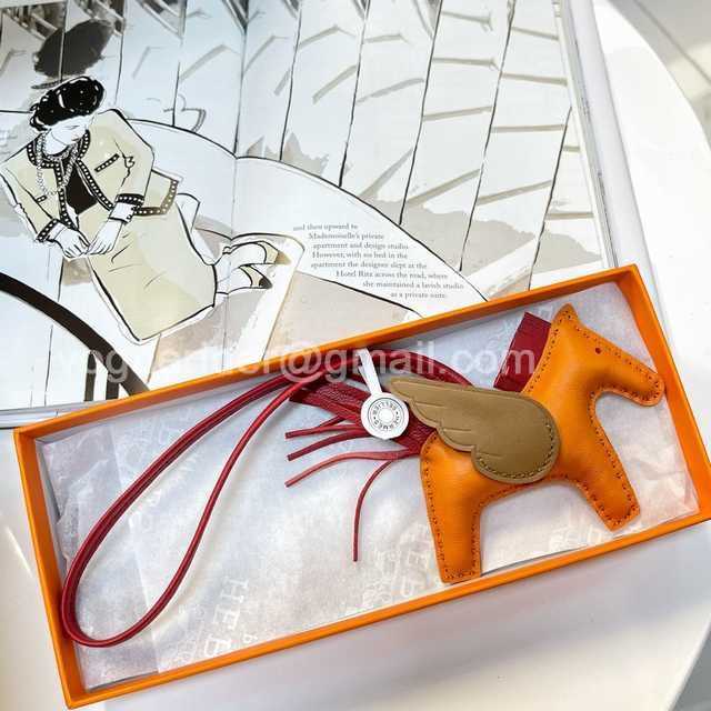 KC10051 Hermes Lambskin Pendant KC10051 Hermes Lambskin Pendant