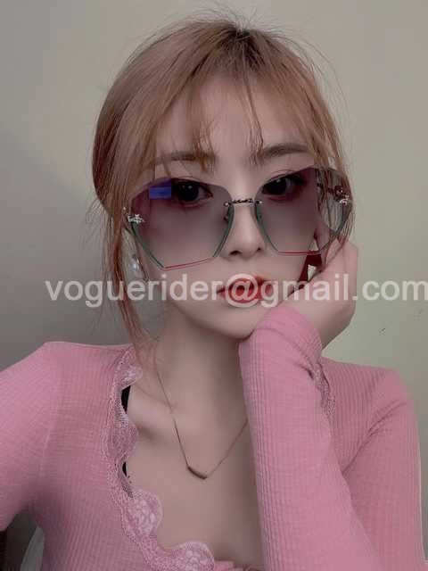 GG5901 Gucci GG5901 Gucci