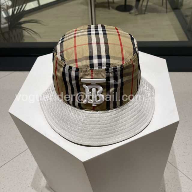 CA10037 Burberry CA10037 Burberry
