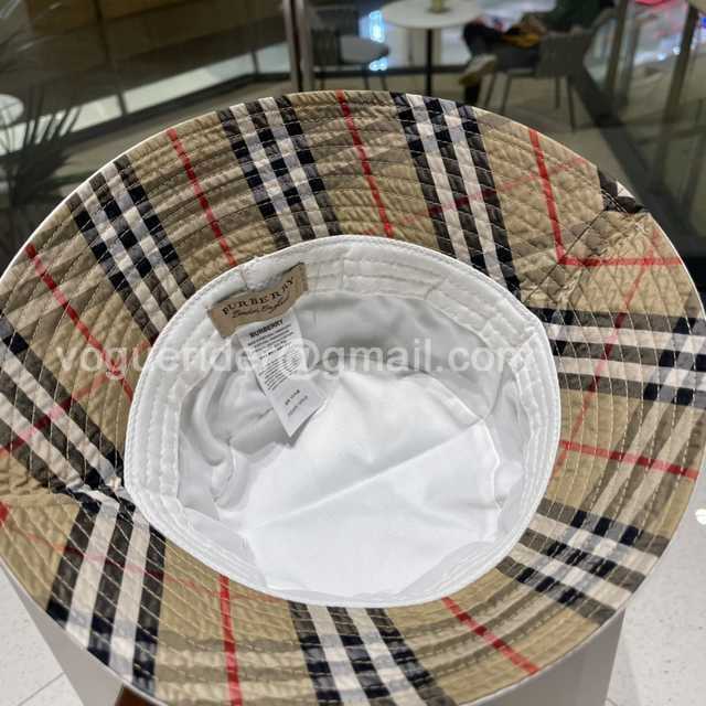 CA10037 Burberry CA10037 Burberry