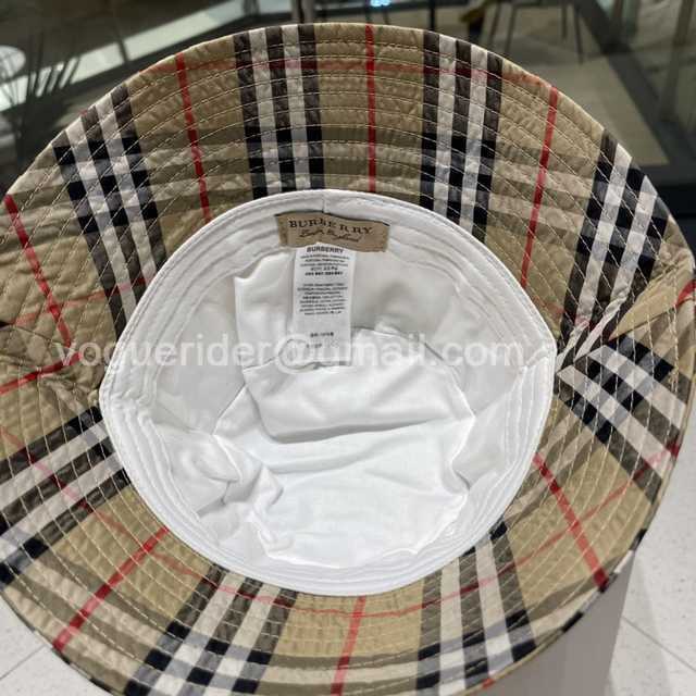 CA10037 Burberry CA10037 Burberry