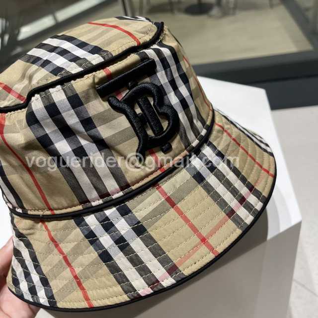 CA10037 Burberry CA10037 Burberry