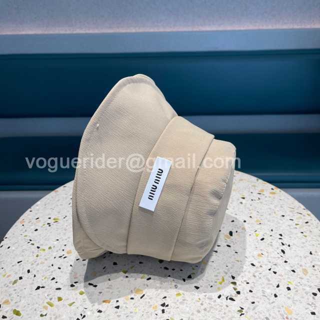 CA10038 Miumiu CA10038 Miumiu