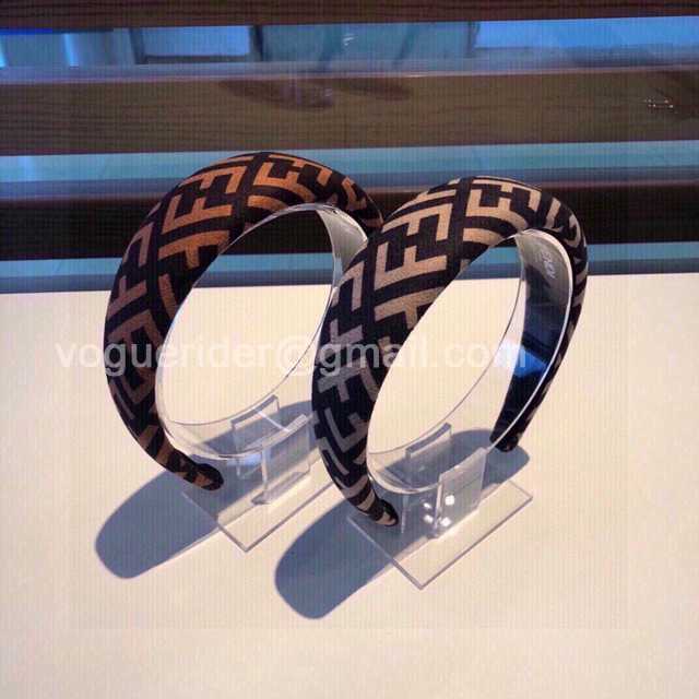 HH10021 Fendi HH10021 Fendi