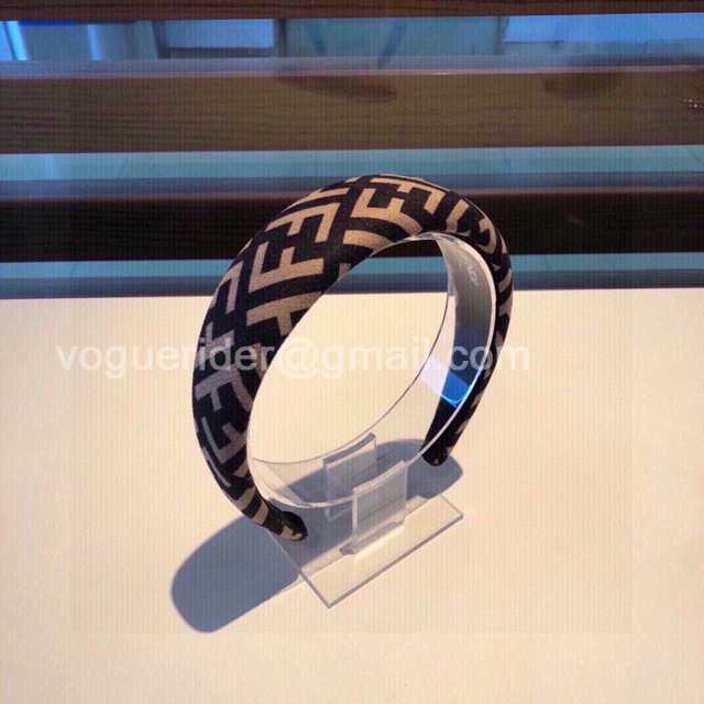 HH10021 Fendi HH10021 Fendi