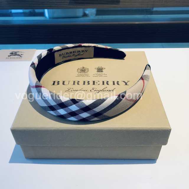 HH10033 Burberry HH10033 Burberry
