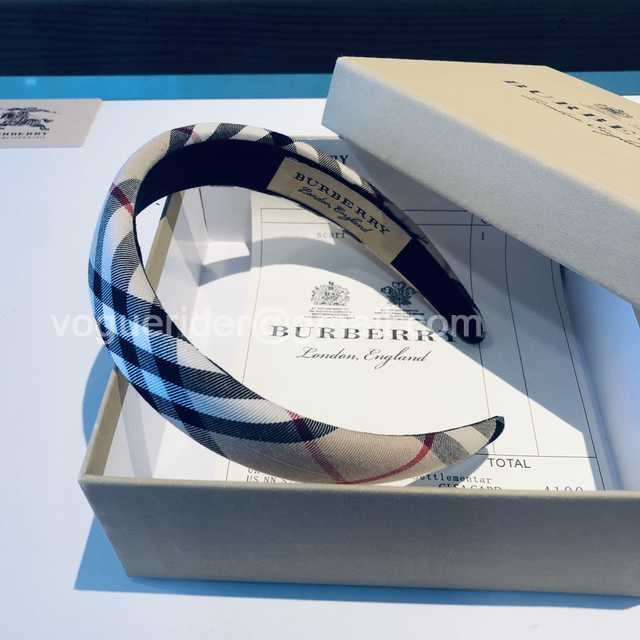 HH10033 Burberry HH10033 Burberry