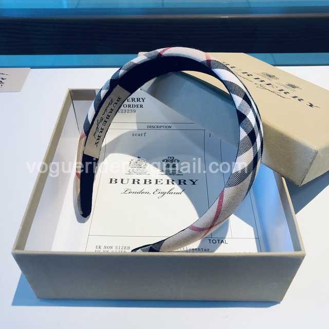 HH10033 Burberry HH10033 Burberry