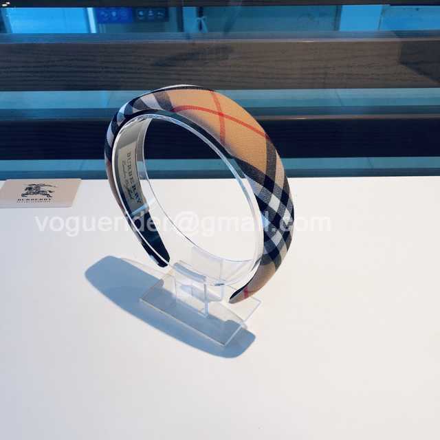 HH10033 Burberry HH10033 Burberry