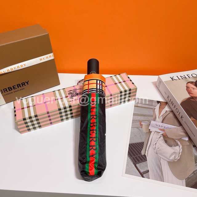 UM10002 Burberry UM10002 Burberry
