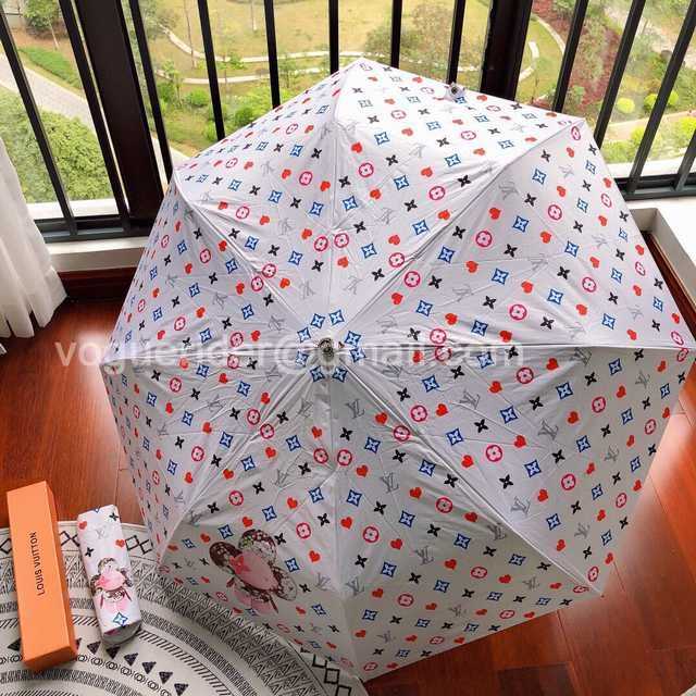 UM10007 LV UM10007 LV