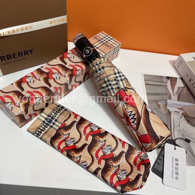 UM10011 Burberry UM10011 Burberry
