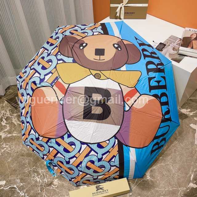 UM10015 Burberry UM10015 Burberry