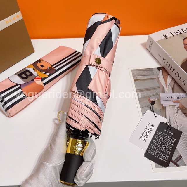 UM10015 Burberry UM10015 Burberry