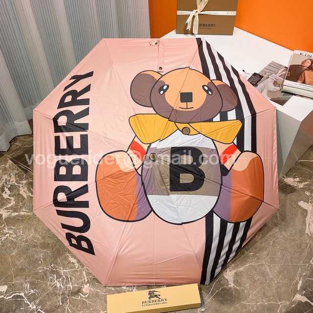 UM10015 Burberry UM10015 Burberry