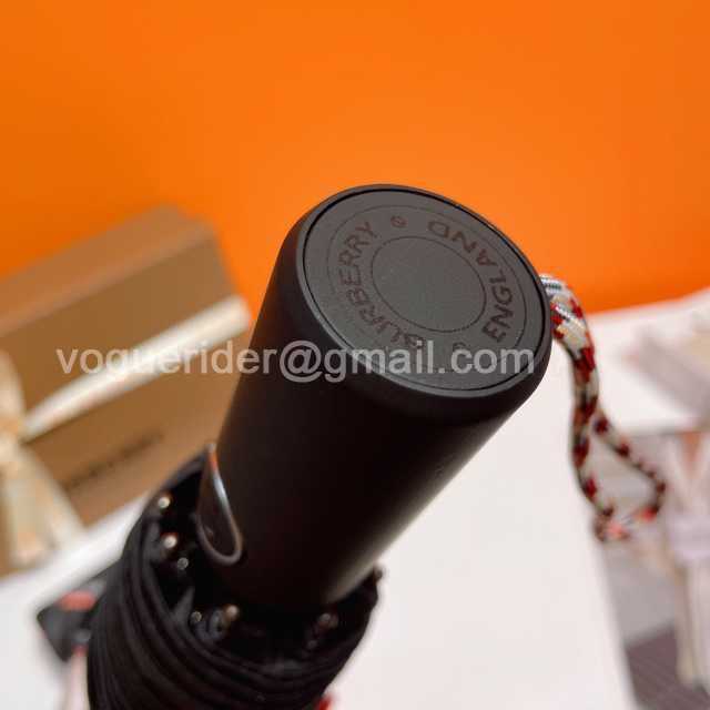 UM10025 Burberry UM10025 Burberry