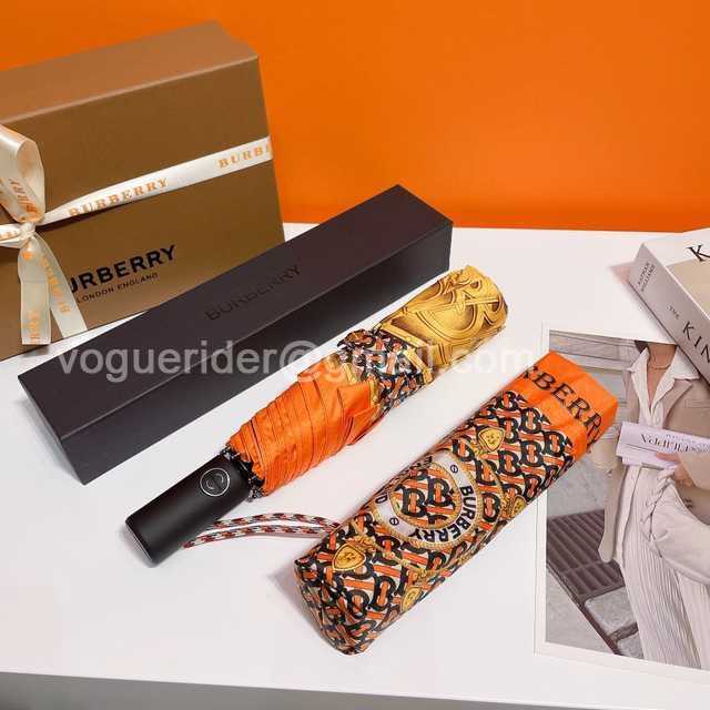 UM10026 Burberry UM10026 Burberry