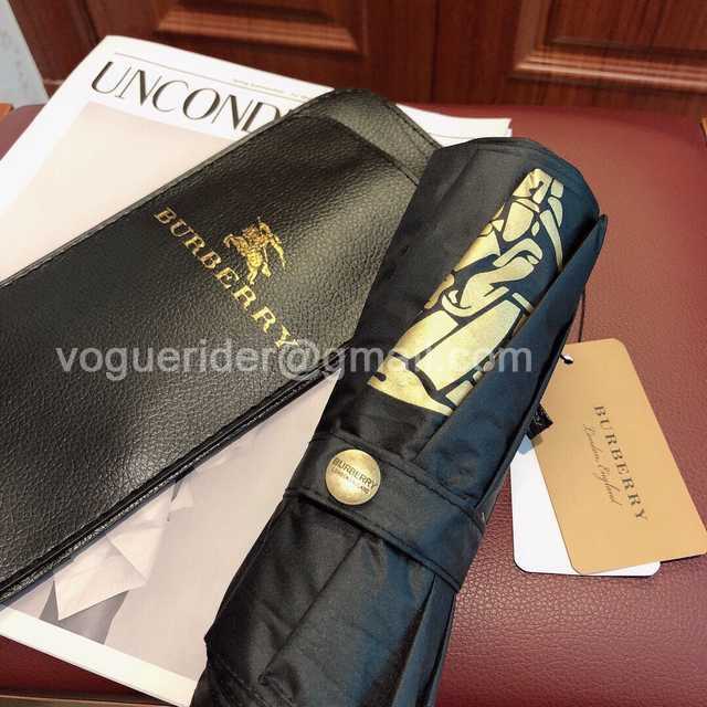 UM10029 Burberry UM10029 Burberry