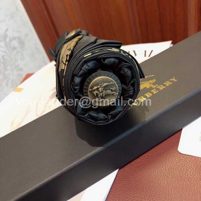 UM10029 Burberry UM10029 Burberry