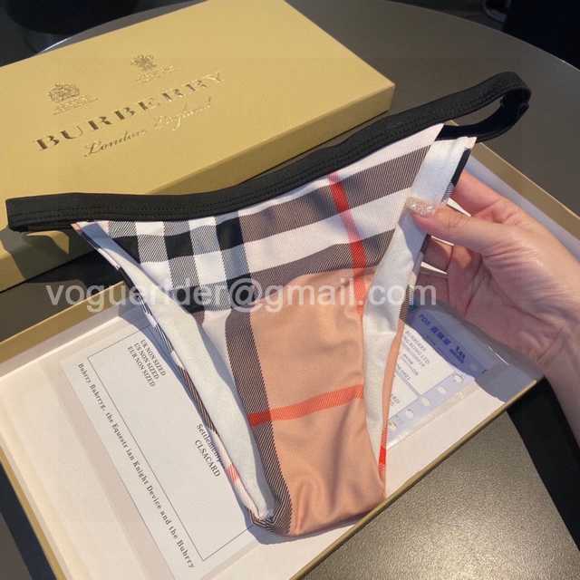 WE10005 Burberry WE10005 Burberry