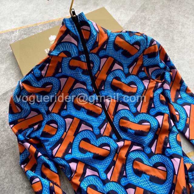 WE10015 Burberry WE10015 Burberry