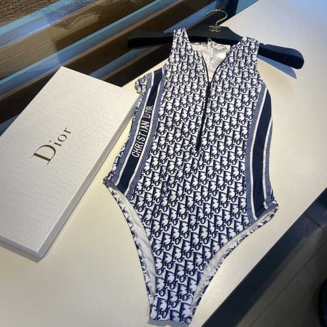 WE10043 Dior