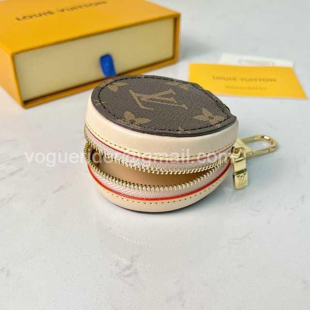 DE10007 LV Earphone Bag DE10007 LV Earphone Bag