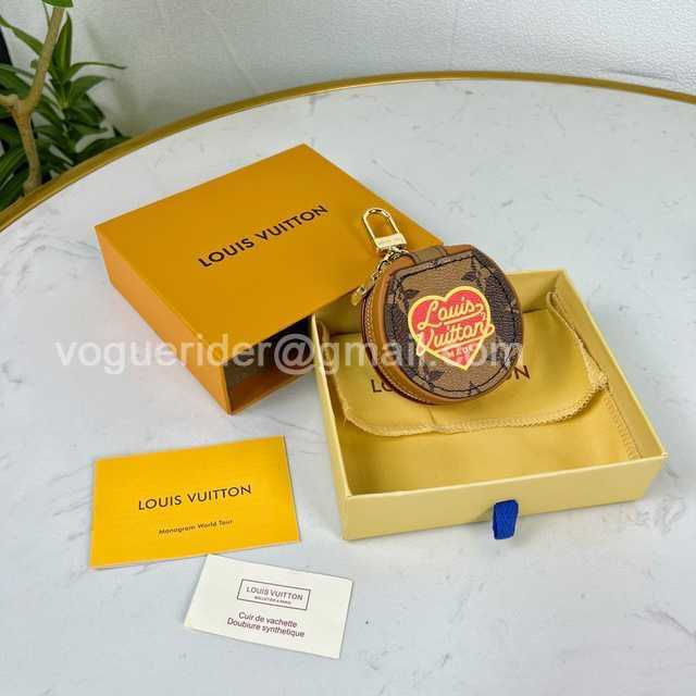 DE10007 LV Earphone Bag DE10007 LV Earphone Bag
