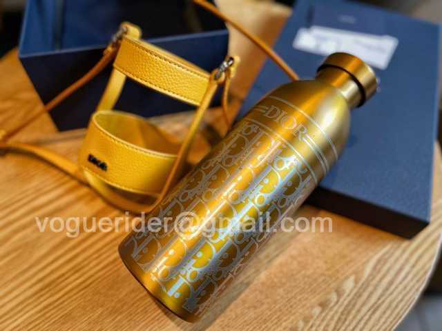 DE10008 Dior Vacuum Bottle