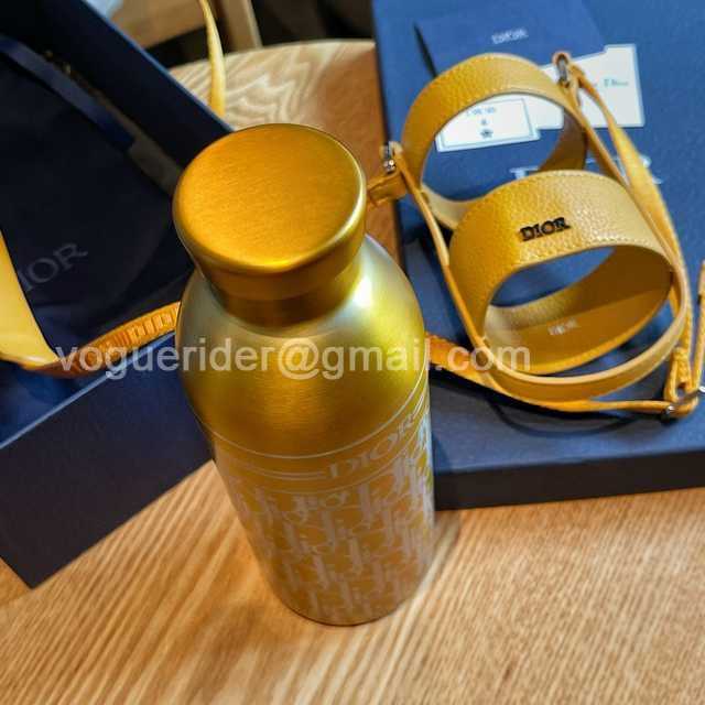 DE10008 Dior Vacuum Bottle