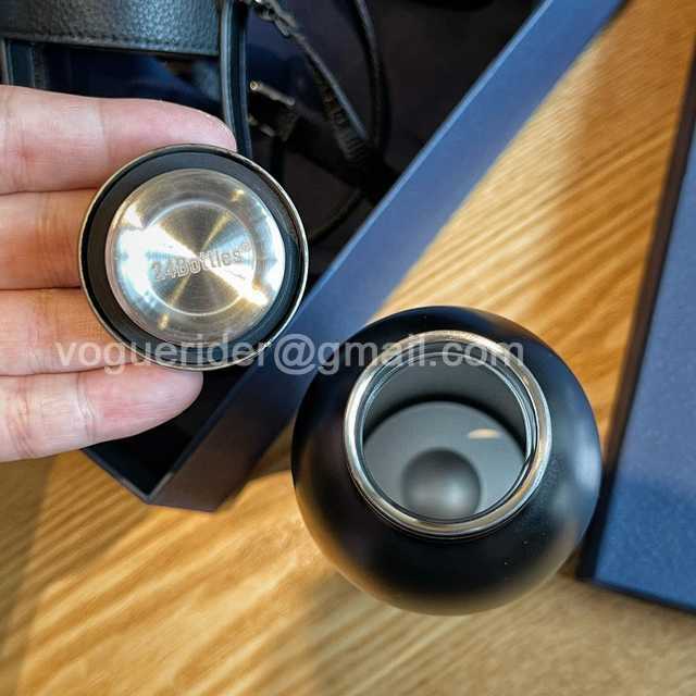 DE10008 Dior Vacuum Bottle